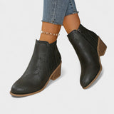Daniela - Botas Elegantes e Confortáveis