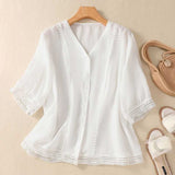 Laurinda | Blusa de Renda com Botões