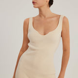 Vestido com Decote em V