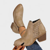 Daniela - Botas Elegantes e Confortáveis