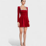 Vera - Mini Vestido de Veludo