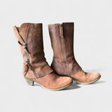 Letícia - Botas Elegantes