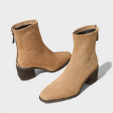 Júlia - Botas em Camurça