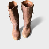 Letícia - Botas Elegantes