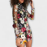 Dolores - Vestido com Estampa Floral 3D