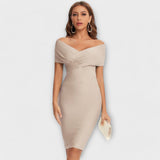 Samantha - Vestido Elegante com Decote em V