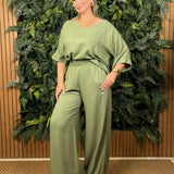 Maya - Conjunto confortavel