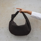 Bolsa Trançada Média em Camurça