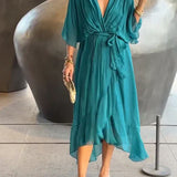 Monica™ | Vestido com Decote em V