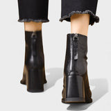 Cláudia - Botas de Tacão Médio